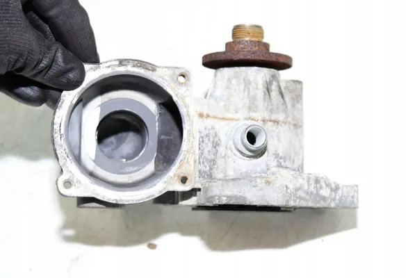 BMW E38 E53 4.4 735I M62TU V8 Vattenpump OEM image 3