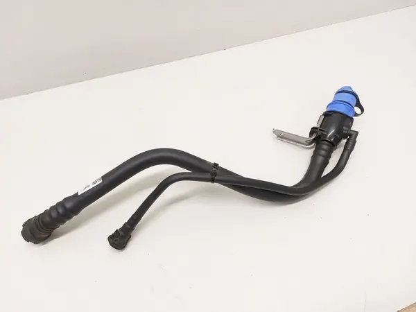 Goulotte AdBlue Ford Focus image 1