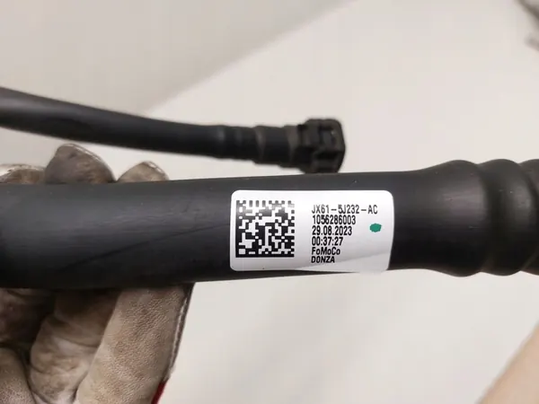 Goulotte AdBlue Ford Focus image 6