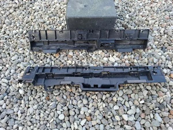 OEM 51777293742 Glissière Montage Seuil Droit BMW 3 F34 GT image 4