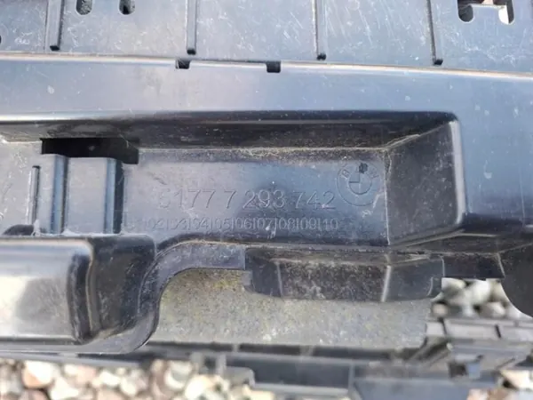 OEM 51777293742 Glissière Montage Seuil Droit BMW 3 F34 GT image 5
