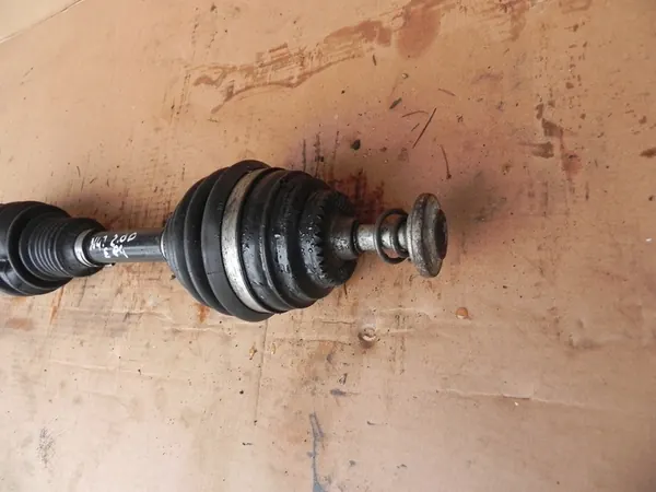 Höger lång drivaxel 2.0D N47 X1 E84 OEM image 2