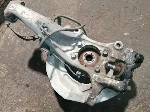 Lexus LS 460 Framhjulsnav OEM H440R - Begagnad image 3