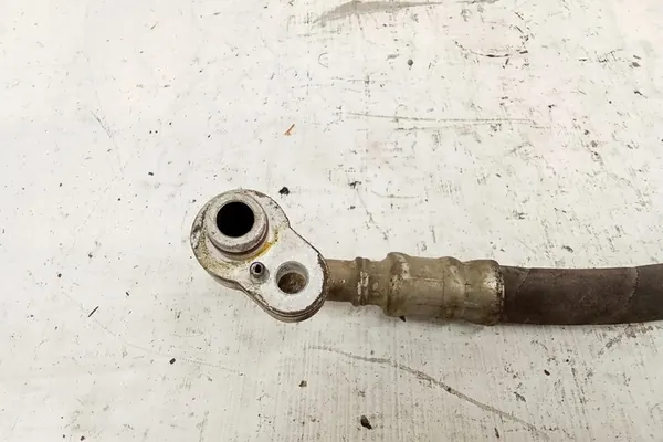 Ilmastointiputket SKODA ROOMSTER 1.2L diesel 2010 OEM image 4