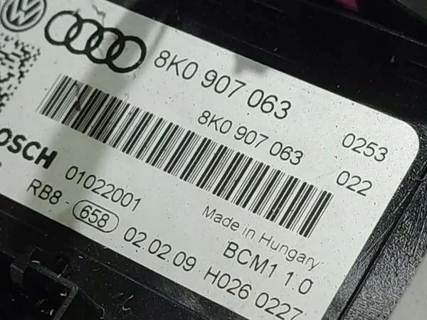 Módulo de confort Audi A5 2009 2.0L 8K0907063 image 4