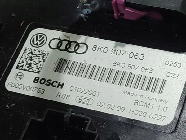 Módulo de confort Audi A5 2009 2.0L 8K0907063 image 5