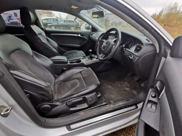 Módulo de confort Audi A5 2009 2.0L 8K0907063 image 7