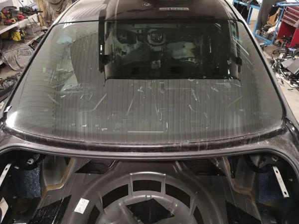 OEM FRC21533 Gebruikte Achterruit voor VW Jetta VI image 2