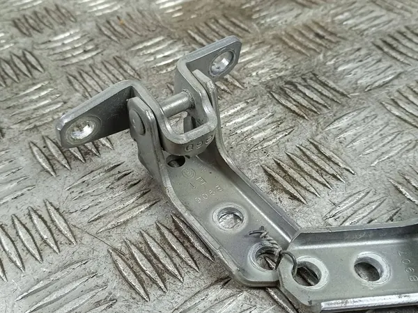 Vordertürscharniere Mitsubishi Outlander 2019 FOB55567 image 3