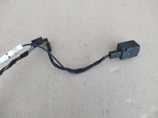 Mercedes B-Klasse W246 W166 peruutuskamera OEM A2319057100 image 2