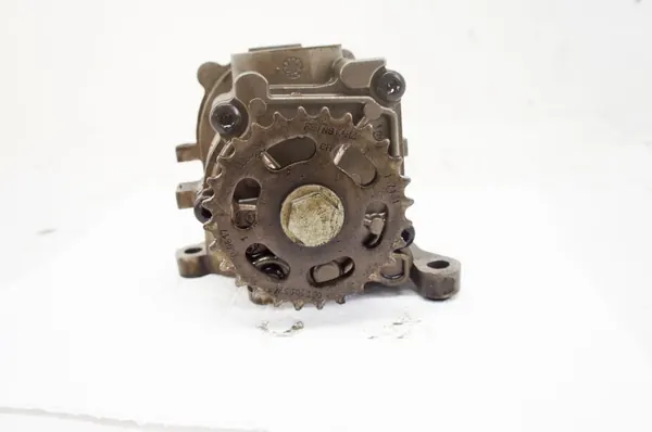 Käytetty Audi moottoriöljypumppu OEM 059115103BQ image 3
