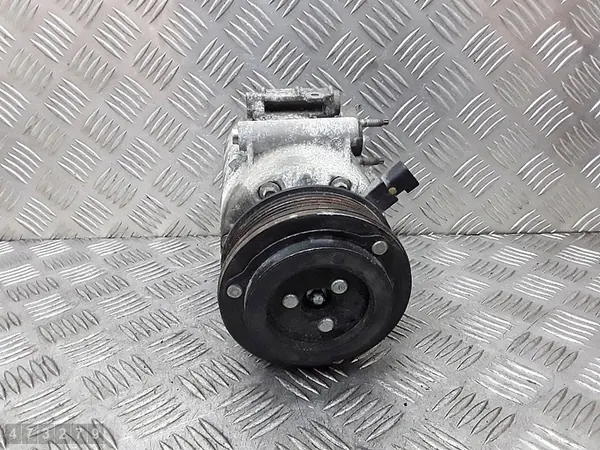 Compresseur de Climatisation Ford Fiesta VII MK7 1.25 AV11-19D629-AB image 2