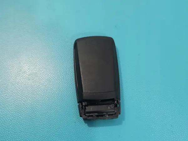 Keyless Avain Audi A4 B9 4M0959754CC image 4