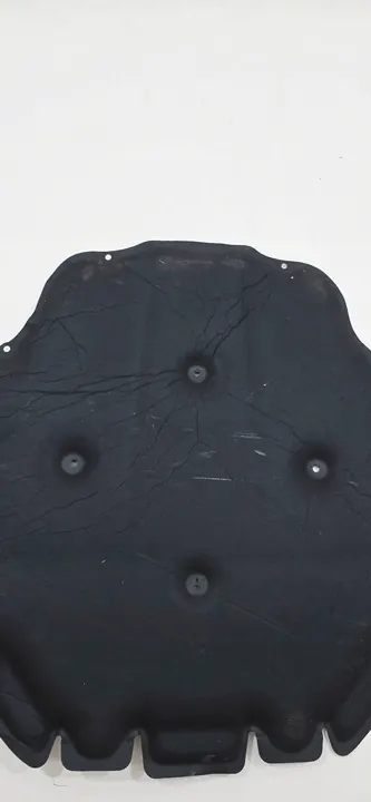 BMW X5 G05 Motorhuv Isolering image 7