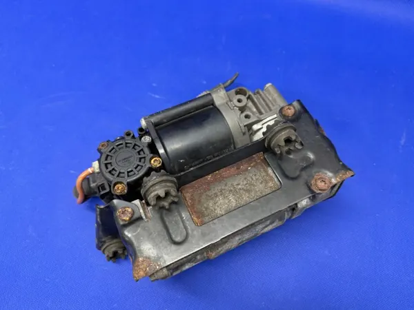 Compresor Suspensión Audi OEM 4G0616005D Usado image 6