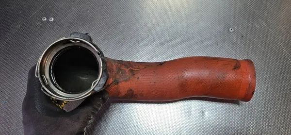 Intercooler Schlauch OPEL MOVANO B MASTER III 2.3 DCI 8200730404 image 3