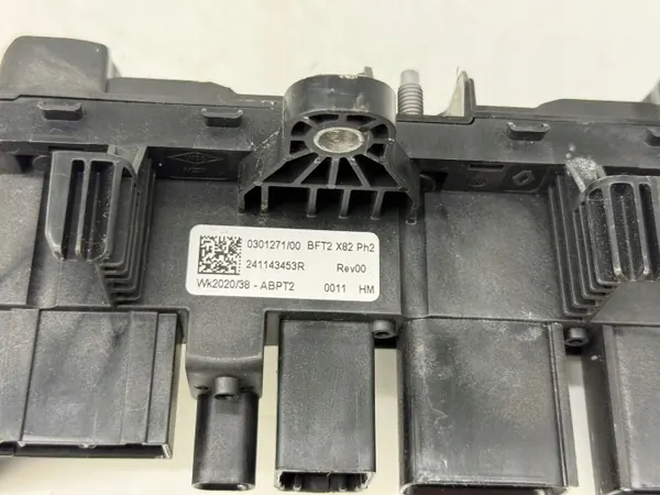 Zekeringklem OEM 241143453R voor Renault Trafic III/IV image 4