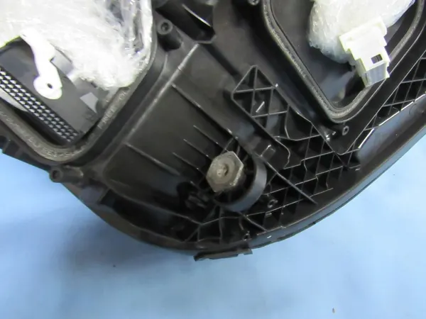 Linker Mercedes W213 MultiBeam Licht image 10