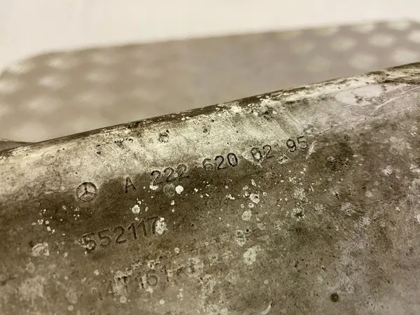 Mercedes-Benz S W222 Etupuskuri Iskunvaimennin image 3