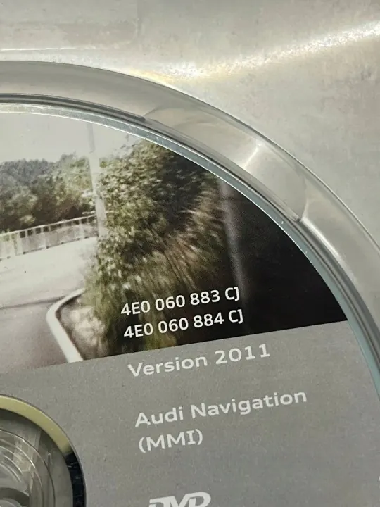 Audi navigatiekaarten OEM 4E0060884CJ CD/DVD image 3