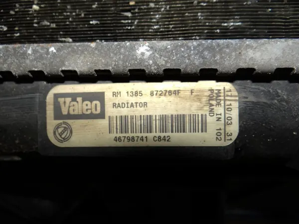 Radiador con Ventilador y Refuerzo Fiat 46798741 image 2