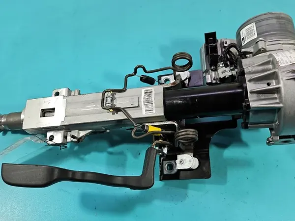 Styrpump OEM 6C1423510CE Skoda begagnad image 10