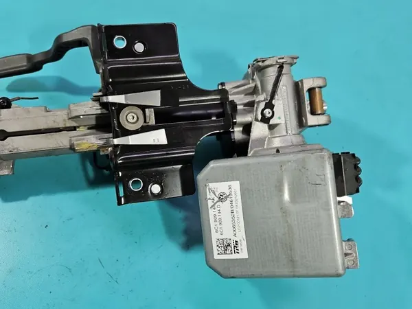 Styrpump OEM 6C1423510CE Skoda begagnad image 4