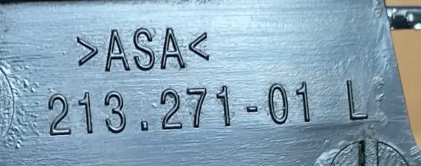 VW Touareg III Cache Phare Gauche OEM 213271-01 image 3