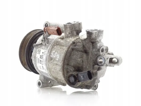 Ilmastointikompressori VW Golf VII Lift 1.5 TSI 3Q0816803B image 2