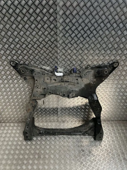 Volvo XC90 2017 Voorste hulpframe OEM 31476590 image 2