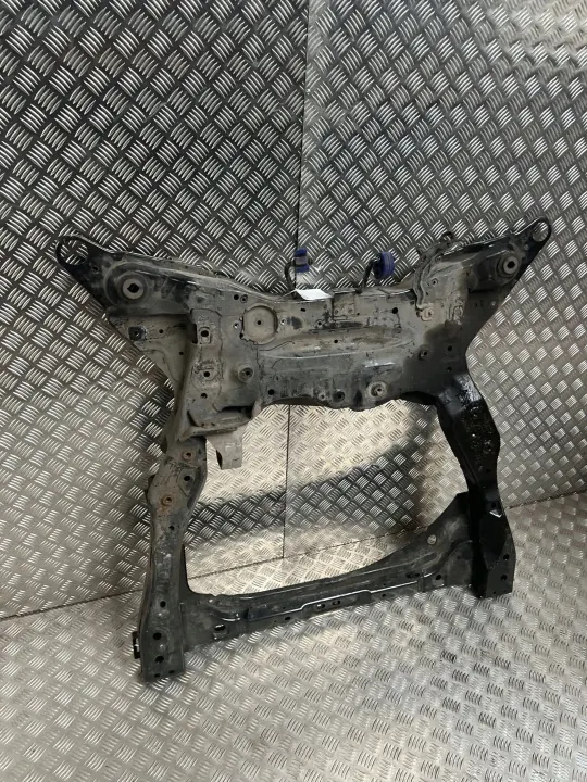 Volvo XC90 2017 Voorste hulpframe OEM 31476590 image 3