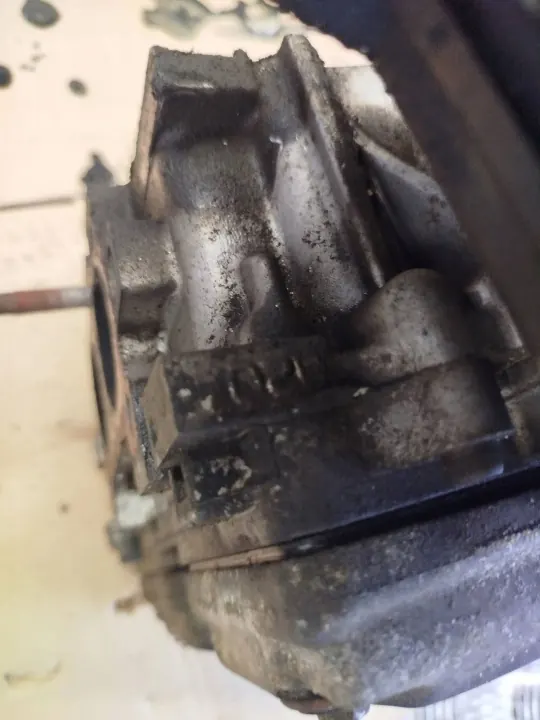 Culasse Subaru Forester SG 2005 Côté Gauche image 6