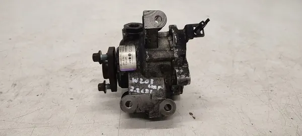 Servostyrningspump Mercedes W203 2.2 CDI A0024669401 image 3