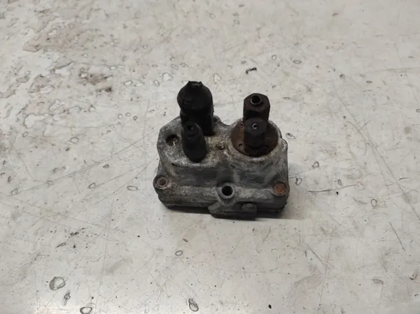 Régulateur Pression Carburant OEM MERCEDES S W126 image 4