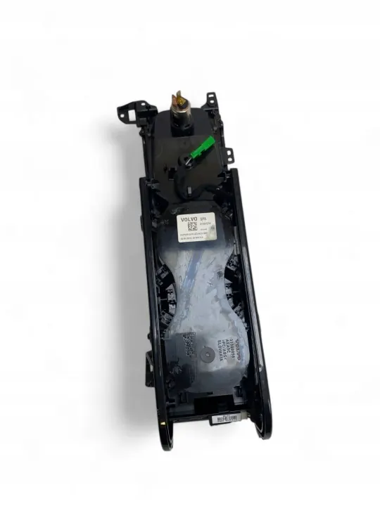 Volvo XC90 Vorderer Getränkehalter OEM 31389958 image 3