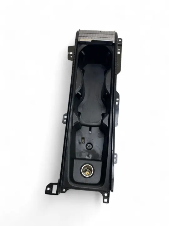 Volvo XC90 Vorderer Getränkehalter OEM 31389958 image 5