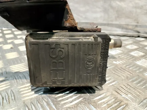 Válvula EBS OEM 81.52106-6049 para MAN TGS - Usado image 7