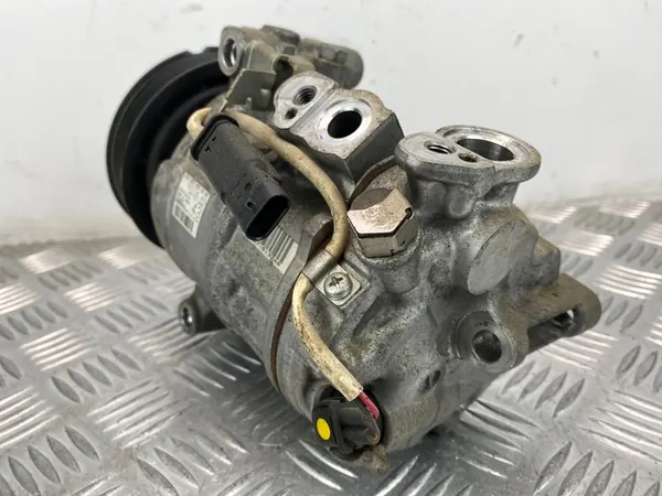 Mercedes A/C Kompressori W242 W246 W176 C117 C118 X156 A0038304360 image 2