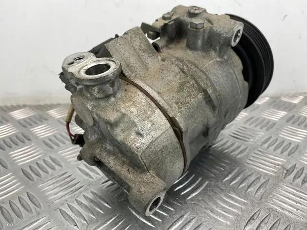 Mercedes A/C Kompressori W242 W246 W176 C117 C118 X156 A0038304360 image 3