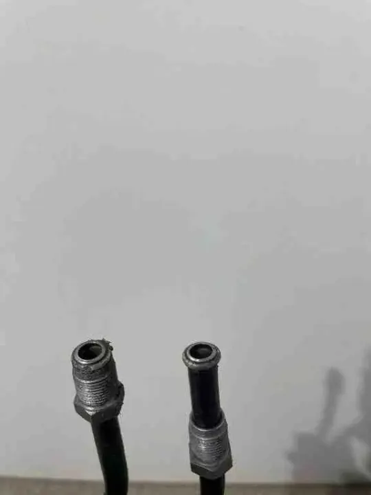 Jarrutehostimen letku etu OEM 4H1614705D - Audi A8 image 6