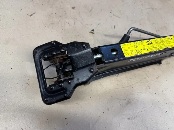 VW Touareg I Krikhef 7L0011031B image 2