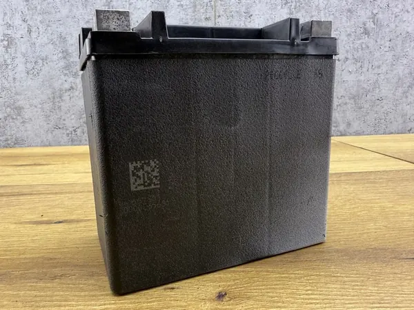 Zusätzliche Hintere Batterie Mercedes-Benz W204 Lift - Komplett image 9