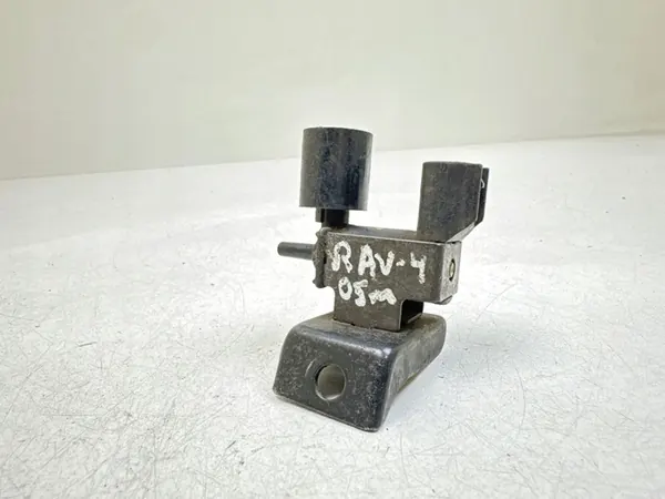 Vanne de contrôle de suralimentation Toyota RAV 4 2005 MTL19806 image 3