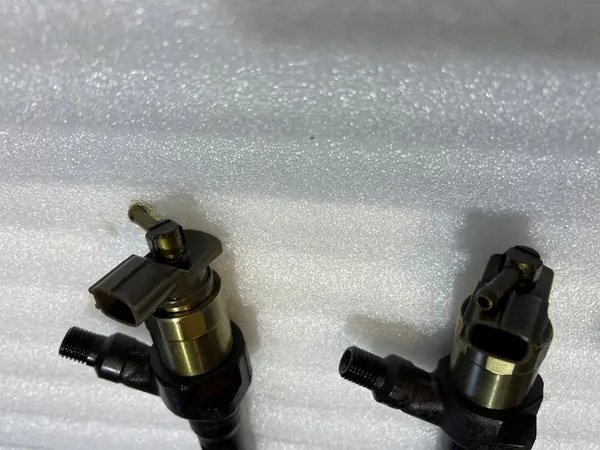 MAZDA 3 Injektorer 2.2 Diesel 2011 R2AA-13H50 image 8