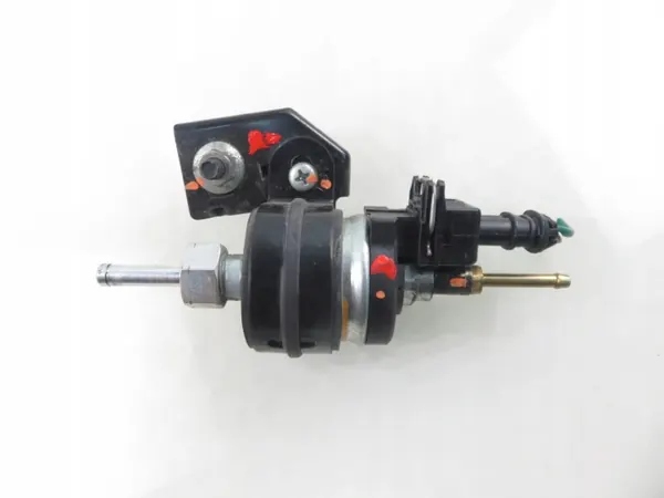 Webasto polttoainepumppu OEM M1075098 Toyota RAV 4:lle image 2