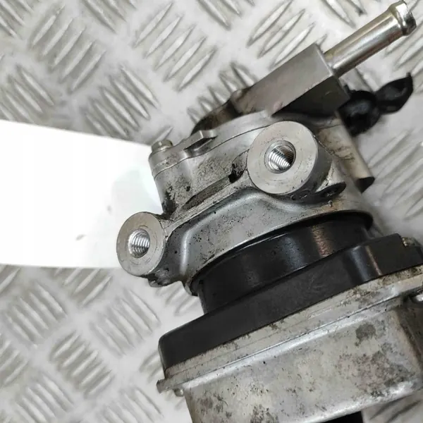 Oljepump OEM 9430A009 Mitsubishi Outlander 2013 image 5