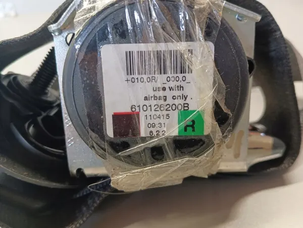 BMW turvavyö OEM 610126200B 5-sarja F10 image 3
