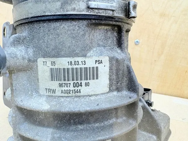 PEUGEOT RCZ Servostyrningspump 9670700480 image 4