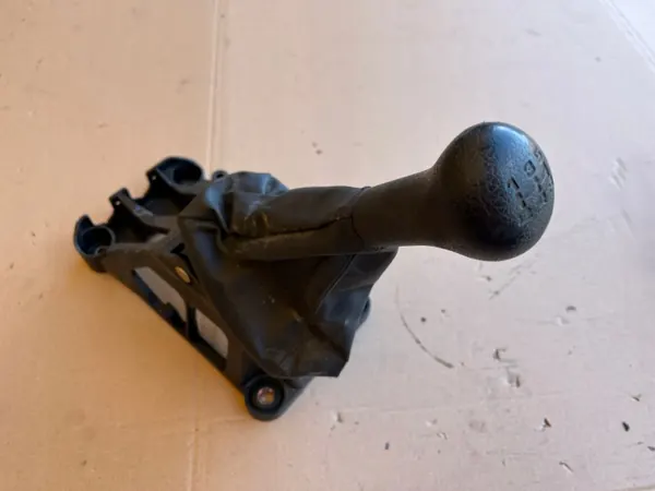Pomo de palanca OEM 28100-86G20 para Suzuki Ignis II 2003-2010 image 2