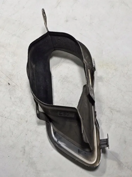 BMW X5 G05 2018 Embouts d'échappement OEM 8074190 image 6